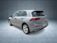 Gebraucht VW Golf VIII Style 131 PS (96 kW) 2022 Grau Limousine