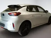 Gebraucht Opel Corsa 101 PS (74 kW) 2025 Kristall silber Kleinwagen