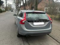 Gebraucht Volvo V60 215 PS (158 kW) 2011 Blau Kombi