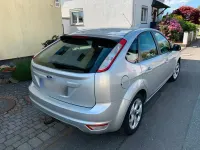 Gebraucht Ford Focus 105 PS (77 kW) 2010 Silber Coupé