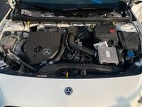 Gebraucht Mercedes A180 136 PS (100 kW) 2020 Weiß Limousine