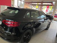 Gebraucht Audi A3 Ambiente 150 PS (110 kW) 2014 Schwarz Limousine