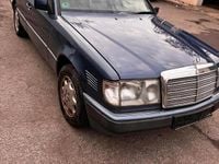 Gebraucht Mercedes 300 147 PS (108 kW) 1992 Blau Kombi