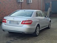 Gebraucht Mercedes E300 231 PS (169 kW) 2011 Silber Limousine
