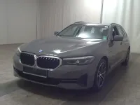 Gebraucht BMW 530e Shadowline 292 PS (214 kW) 2021 Berninagrau bernsteineffekt me Kombi