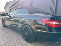 Gebraucht Mercedes E250 204 PS (150 kW) 2011 Schwarz Cabrio