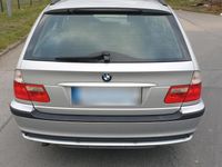 Gebraucht BMW 320 150 PS (110 kW) 2005 Silber Kombi