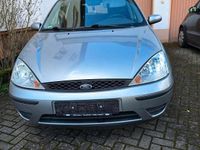 Second-hand Ford Focus 74 CP (54 kW) 2004 Gri Hatchback