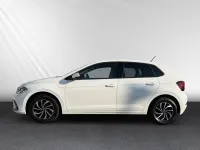 Gebraucht VW Polo Life 95 PS (69 kW) 2022 Pure white Kleinwagen