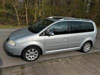 Gebraucht VW Touran Highline 105 PS (77 kW) 2003 Silber Van / Kleinbus