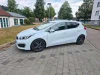 Gebraucht Kia Ceed DREAM-TEAM Edition 136 PS (100 kW) 2016 Weiß Kleinwagen