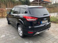 Gebraucht Ford Kuga Individual 150 PS (110 kW) 2016 Schwarz SUV