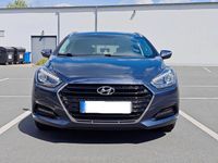 Gebraucht Hyundai i40 Trend 141 PS (103 kW) 2017 Blau Kombi