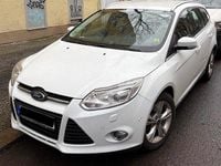 Gebraucht Ford Focus Champions Edition 125 PS (91 kW) 2012 Weiß Kombi