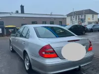 Gebraucht Mercedes E220 150 PS (110 kW) 2003 Grau Limousine