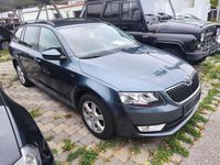 Gebraucht Skoda Octavia Joy 150 PS (110 kW) 2016 Grau Kombi