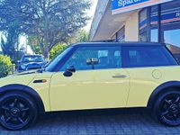 Second-hand Mini Cooper 116 CP (85 kW) 2003 Galben Hatchback