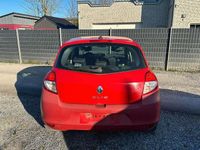 Gebraucht Renault Clio II 101 PS (74 kW) 2009 Rot Kleinwagen
