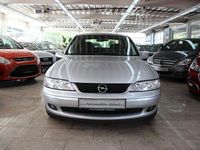 Gebraucht Opel Vectra 101 PS (74 kW) 2001 Grau Limousine