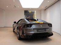 Gebraucht Ferrari 812 2023 Grau Cabrio