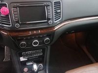 Gebraucht VW Sharan 180 PS (132 kW) 2015 Braun Van / Kleinbus