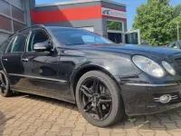 Gebraucht Mercedes E200 Avantgarde 184 PS (135 kW) 2006 Schwarz Kombi