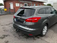 Gebraucht Ford Focus Cool & Connect 125 PS (91 kW) 2018 Grau Kombi