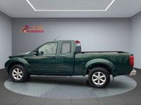 Gebraucht Nissan Navara SE 190 PS (139 kW) 2015 Grün Pickup