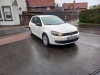 Gebraucht VW Golf VI 86 PS (63 kW) 2011 Weiß Kleinwagen