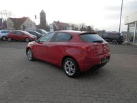 Gebraucht Alfa Romeo Giulietta Impression 120 PS (88 kW) 2014 Rot Limousine
