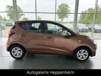 Gebraucht Hyundai i10 67 PS (49 kW) 2017 Braun Kleinwagen