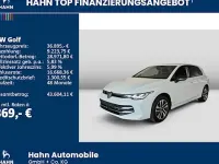 Gebraucht VW Golf VIII 150 PS (110 kW) 2026 Weiß Limousine