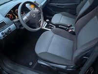 Gebraucht Opel Astra 105 PS (77 kW) 2005 Schwarz Limousine
