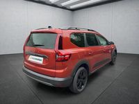 Neu Dacia Jogger 110 PS (80 kW) 2025 Grün Van / Kleinbus