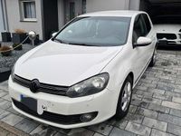 Gebraucht VW Golf VI 122 PS (89 kW) 2009 Weiß Kleinwagen