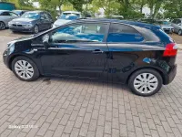Gebraucht Kia Rio FIFA World Cup Edition 109 PS (80 kW) 2014 Schwarz Limousine