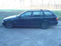Käytetty BMW 525 163 HP (119 kW) 2002 Musta Farmari
