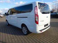 Gebraucht Ford Tourneo Custom Titanium 185 PS (136 kW) 2021 Frozen white Van