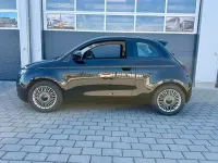 Gebraucht Fiat 500e Basis 86 kW (118 PS) 2024 Schwarz Kleinwagen