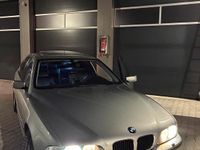 Gebraucht BMW 528 193 PS (141 kW) 1998 Silber Limousine