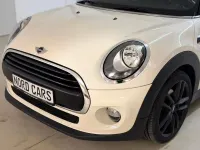 Gebraucht Mini John Cooper Works 102 PS (75 kW) 2016 Weiß Kleinwagen
