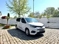 Gebraucht Toyota Proace 102 PS (75 kW) 2023 Weiß Van / Kleinbus