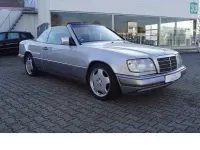 Gebraucht Mercedes E220 Sportline 150 PS (110 kW) 1994 Brillantsilber  metallic Cabrio