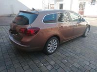 Gebraucht Opel Astra Exklusiv 165 PS (121 kW) 2014 Braun Limousine