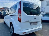 Gebraucht Ford Tourneo Titanium 120 PS (88 kW) 2022 Frostweiß Van / Kleinbus