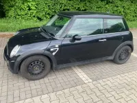 Gebraucht Mini Cooper 90 PS (66 kW) 2005 Schwarz Kleinwagen