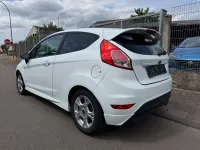 Gebraucht Ford Fiesta Trend 82 PS (60 kW) 2014 Weiß Kleinwagen