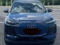 Gebraucht Audi Q6 e-tron Comfort 185 kW (252 PS) 2025 Blau SUV