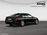 Gebraucht BMW 740 Efficient Dynamics 340 PS (250 kW) 2022 Schwarz Limousine