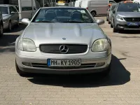 Gebraucht Mercedes SLK230 193 PS (141 kW) 1997 Silber Cabrio